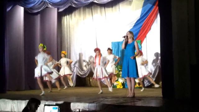 Хуторянка, Екатерина Марченко и группа Звездочки смотреть онлайн