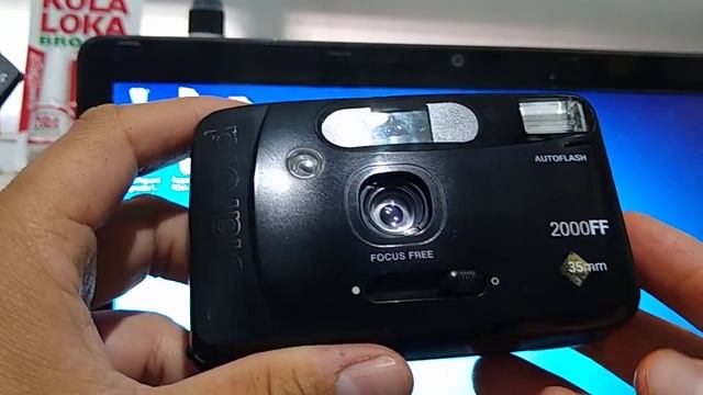 Cámara Vintage Polaroid 2000FF смотреть онлайн
