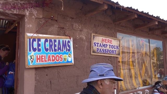 LAKE TITICACA ISLANDS TRAVEL GUIDE | Amantani Island to Taquile Island смотреть онлайн