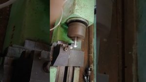 Токарный станок р105