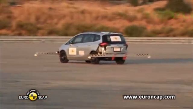 Opel Zafira Tourer - EuroNCAP смотреть онлайн