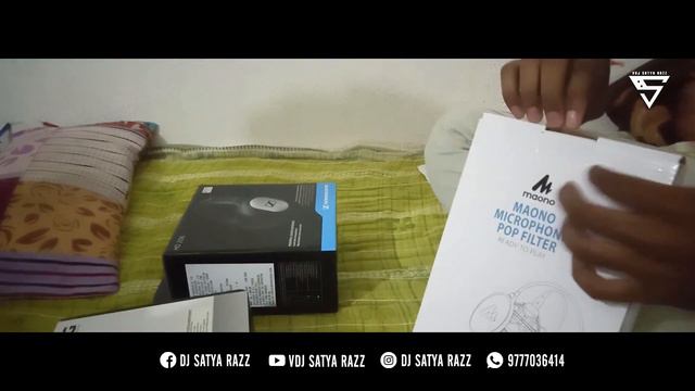 Akg Condenser Microphone, Pop Filter & Headphone Unboxing Video by Vdj Satya Razz JNG смотреть онлайн