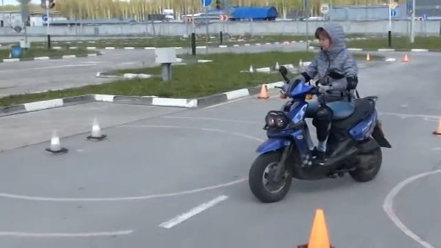 Мотошкола Базис. Скутер. смотреть онлайн