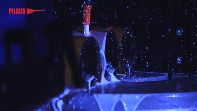 Ленточнопильный станок Pilous, первый запуск, подробный обзор, замена полотна смотреть онлайн