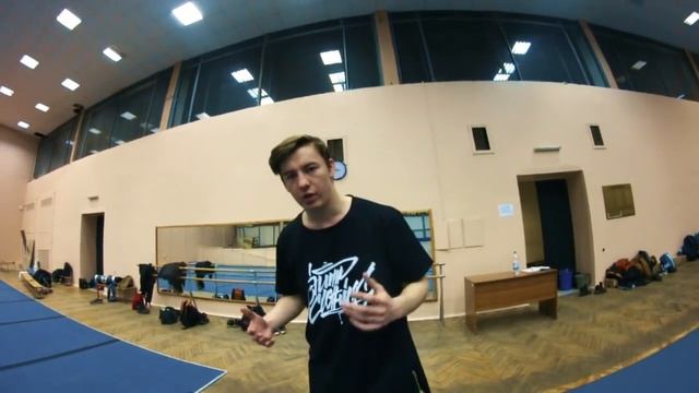 Как сделать: Боковое сальто (Side flip) смотреть онлайн