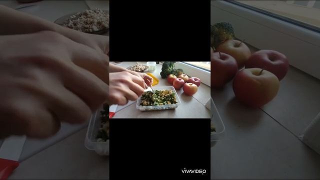 жарим весенние пирожки с яйцом и луком; рисом и печенкой