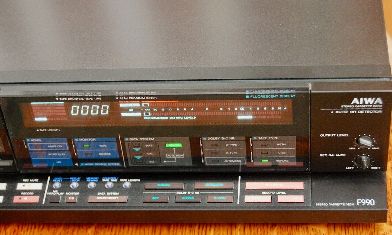 Aiwa AD-F990U Stereo Cassette Deck-ЯПОНИЯ.