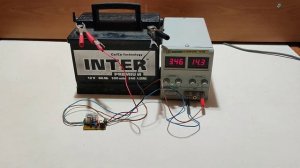 Контроллер Заряда Автомобильного Аккумулятора