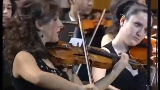 New York Yerevan Quartet With State Youth Orchestra - East Of The Sun And West Of The Moon смотреть онлайн
