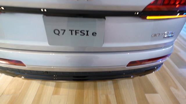 พรีวิว 2022 Audi Q7 60 TFSI e เอสยูวีพี่ใหญ่ เสียบปลั๊กได้ 462 ม้า 4.899 ล้าน | Drive224 смотреть онлайн
