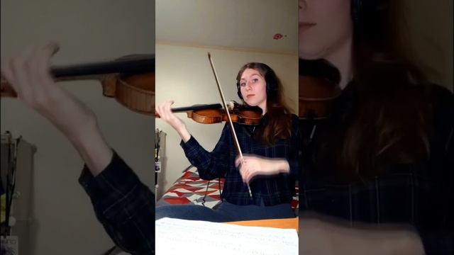 Услышала трек, в который скрипка так и напрашивалась)