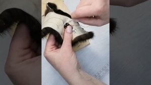 Учимся пришивать шубный крючок