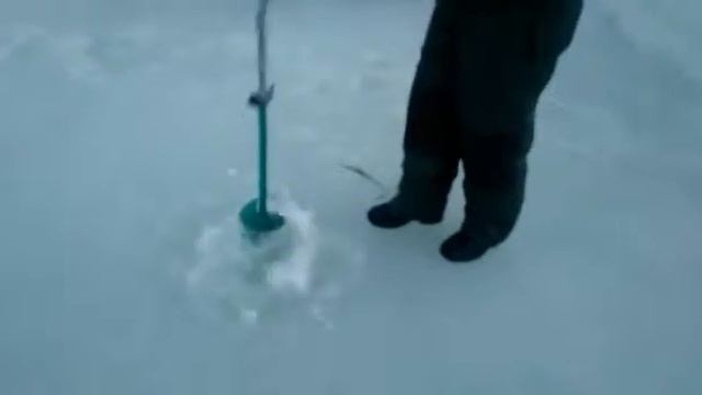 Рыбалка. Наши будни. Хобби-рыбалка . Наша семья. 07.03.17 рыбалка. Город озеры! смотреть онлайн