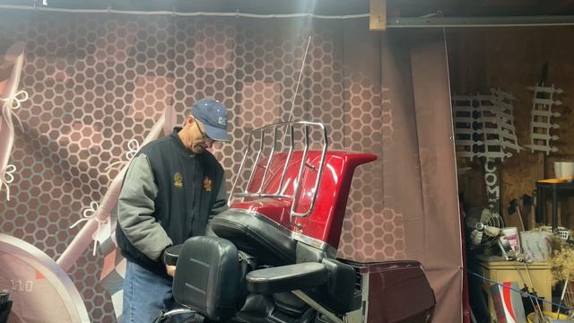 Honda GL 1500 Goldwing, Junk in my trunk! смотреть онлайн