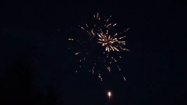 Салют 1 Мая 2018(Сальково) смотреть онлайн
