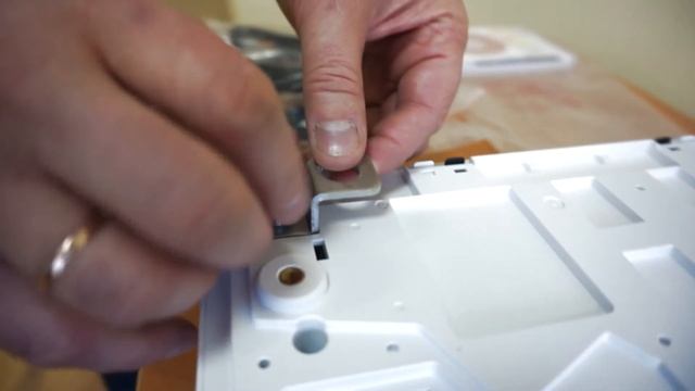 Обзор проектора HITACHI CP-WU5500 смотреть онлайн