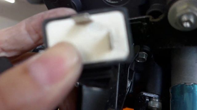 Replace Original Turn Signal Blinker Relay with Electronic Relay 2-pin to 3-pin смотреть онлайн