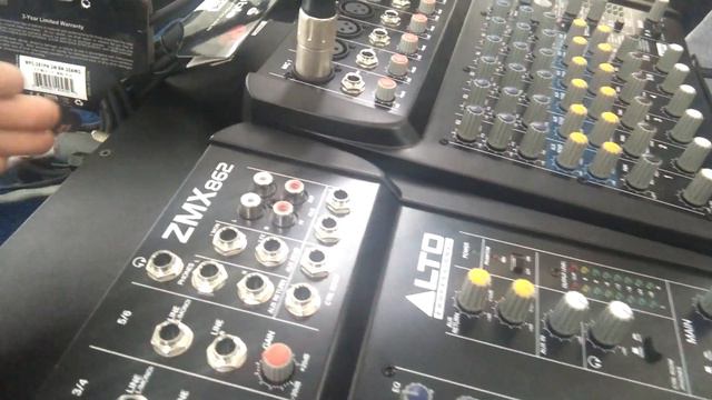 รุ่นเล็กรุ่นใหญ่ ตัวไหนน่าใช้ ZMX-862 VS ZMX122FX #ALTO #Mixer เครื่องเสียงกลางแจ้ง смотреть онлайн