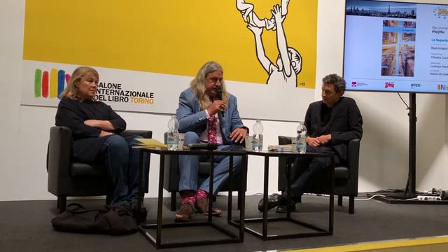 Ilja Leonard Pfeijffer intervistato al Salone del Libro, Torino смотреть онлайн