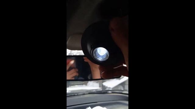 Замена лампы в плафоне освещение салона ВАЗ 2112 2110 2111. Плафон индивидуального освещения. смотреть онлайн