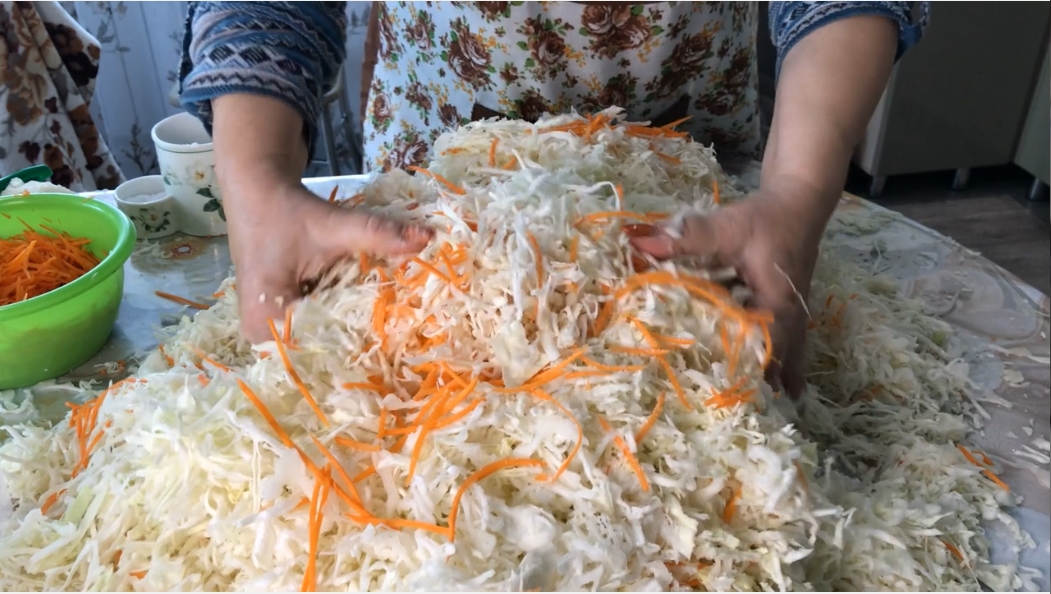 Самая вкусная КВАШЕНАЯ КАПУСТА На зиму.mp4 смотреть онлайн