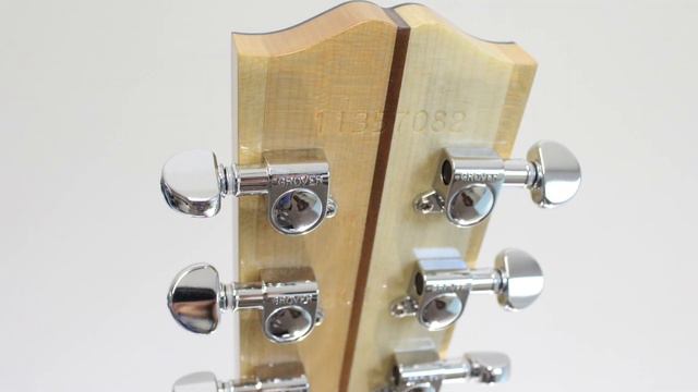 How Does the GIBSON HP 415 Sounds Played With Various Guitar Techniques смотреть онлайн