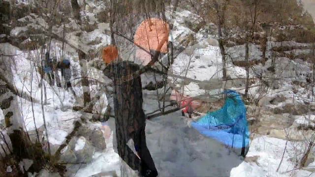 Сухие водопады "проснулись"! Это зрелище бывает один раз в году. смотреть онлайн