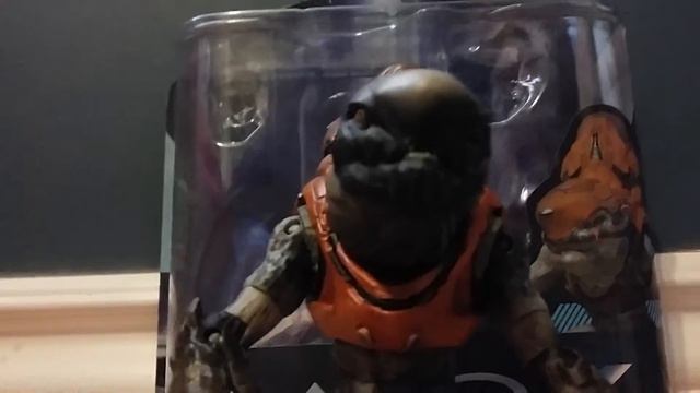 Halo Mcfarlane Review #1: Halo 4 Grunt Storm