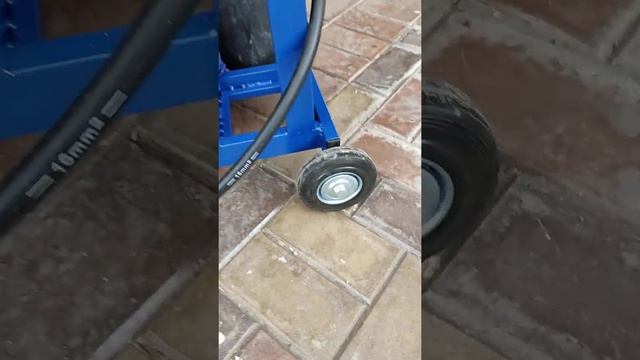 Тележка для сварочного полуавтомата на два баллона по 10 л. смотреть онлайн