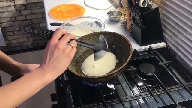 Как приготовить блины. Обалденно вкусные блины (без особых забот) смотреть онлайн
