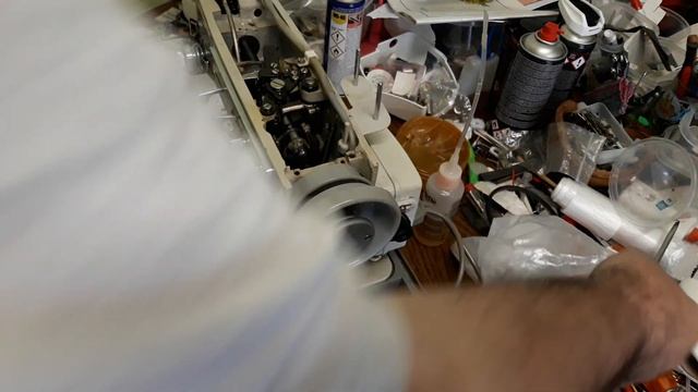 Privileg Nähmaschine voll Zick Zack Modell 888 الجزء الثاني صيانة عجلة وجهاز لف بكرةالخيط смотреть онлайн