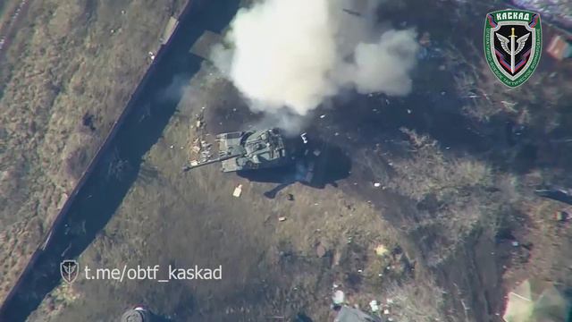 Под Богоявленкой ударный БЛА ОБТФ ДНР "Каскад" привел в чувства экипаж САУ "Краб" смотреть онлайн