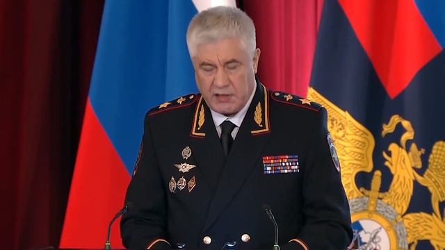 Владимир Колокольцев — На текущий момент в населённых пунктах функционирует 330т видео камер. смотреть онлайн