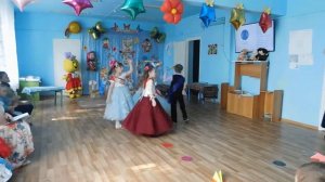 Бахтинский Детский сад  - танец Мой бумажный самолёт .