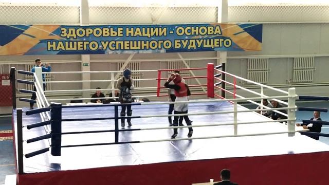 Акерке Наурызбаева 56кг чемпионат кубок Казахстан по кикбоксингу полфинал г.Балкаш Красный угол,