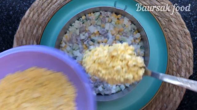 Салат Корона 🤤😋. Салат за 10 минут. Ауыз ашарға дайындап көріңіз. Өте дәмді әрі тойымды. #салат смотреть онлайн