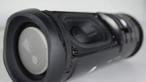 Колонка JBL FLIP 5 LFM 60% Bass Test РЕАКЦИЯ НА ПЕСНИ РЫБКА ЗОЛОТАЯ (XALE REMIX)