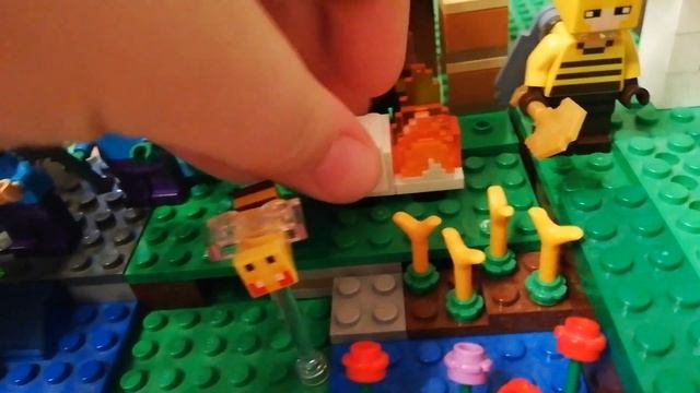 лего майнкрафт самоделка из двух наборов 2020 | 21165 "пасека" + 21166 "заброшенная шахта" смотреть онлайн