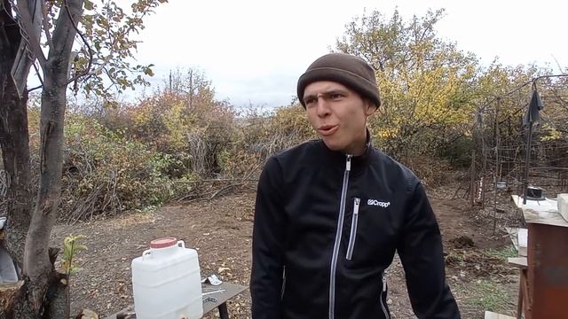 #21 МЫ купили ЗАБРОШЕННУЮ ДАЧУ /Саша ГОРИТ! /Уборка смотреть онлайн