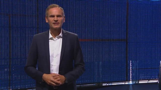 Follow Porsche live at the IAA смотреть онлайн
