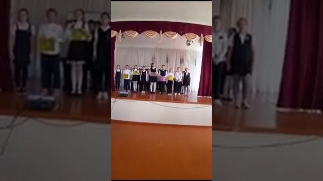 чисто мой класс снимала учительница вы меня не видите но я там тоже стою смотреть онлайн