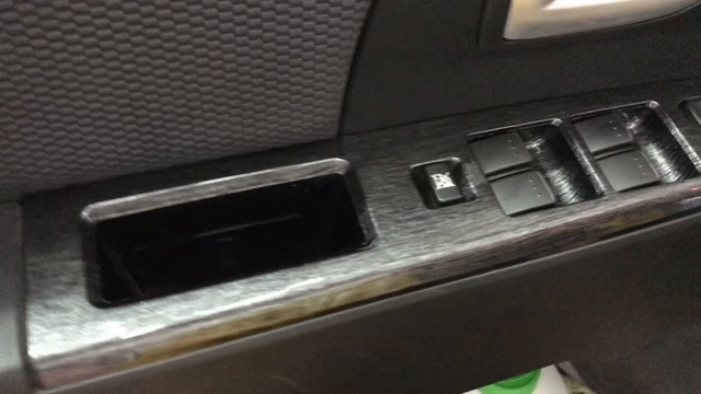 Имерис (аквапринт) - популярная технология изменения цвета и фактуры панелей автомобиля Мазда 5 смотреть онлайн