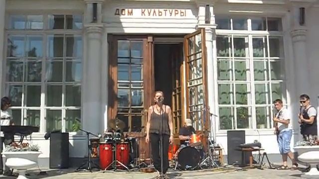 РОЗЫ - Ирина Орешко и группа Дома Культуры ВВЦ смотреть онлайн