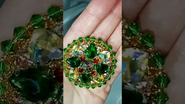 Брошь с кристаллами смотреть онлайн