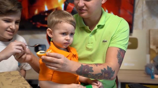 ПРОБУЕМ ВПЕРВЫЕ С СЫНОМ ЭКЗОТИЧЕСКИЕ ФРУКТЫ ? смотреть онлайн