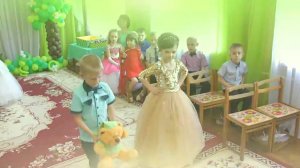 Танец "Не малыши мы" на выпускном 2019. Муз.  рук.  Хворостинина Т.  В.