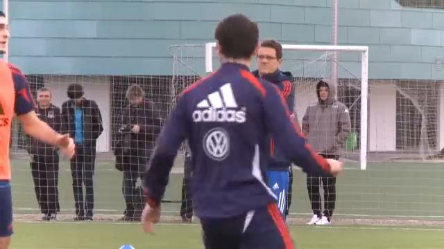 Сборная России посетила Академию ФК «Краснодар» смотреть онлайн