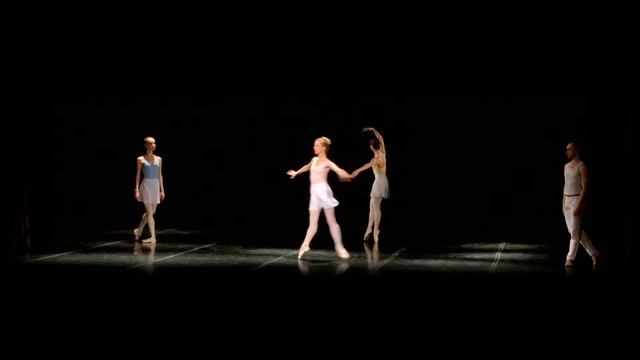 Shostakovich. Fuga e-moll (longshot) смотреть онлайн