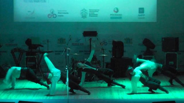 Школа современного танца DanceAvenue УлГПУ - "Пираты" Фестиваль науки 8.02.2014 смотреть онлайн