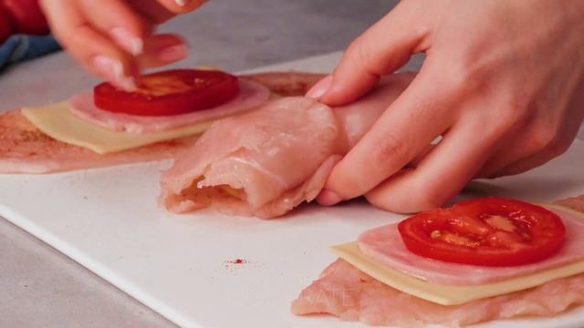 Простое блюдо из куриной грудки. Мясо получается особенно сочным, нежным и мягким!| Cookrate-Русски смотреть онлайн